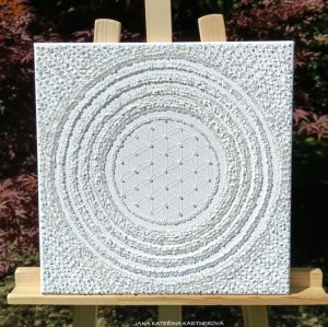 ... MANDALIČKA MALIČKÁ - BÍLÁ ... - original, plátno 40x40cm, technika akryl se zakomponovaním diamatových křišťálů