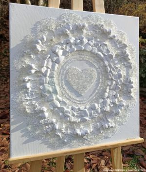 ... MINIMALISTICKÝ MOTIV PŘÍRODY - BÍLÁ (šípek, dobro-mysl) ... - originál, plátno 50x50cm, akryl s diamantovými křišťály