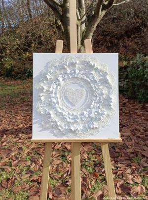 ... MINIMALISTICKÝ MOTIV PŘÍRODY - BÍLÁ (šípek, dobro-mysl) ... - originál, plátno 50x50cm, akryl s diamantovými křišťály