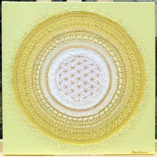 … SLUNEČNÍ MANDALA XIV. … - original, plátno 40x40cm, akryl s diamantovými křišťály