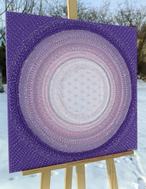 ... BORŮVKOVĚ FIALOVÁ MANDALA ... - original, plátno 60x60cm, akryl s diamantovými křišťály