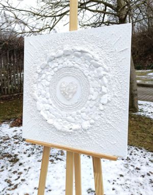 Minimalistický designový obraz: ... MOTIV PŘÍRODY - BÍLÁ ... - original, plátno 60x60cm, akryl s diamantovými křišťály, pískovými kameny, větvičky stromů