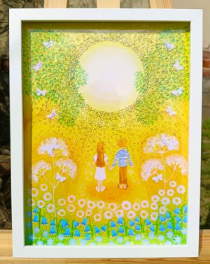 MILUJI - reprodukce obrazu - tisk na kvalitní grafický papír velikosti 30x40cm, v bílém rámu s vyšším profilem, ručně doplněn diamantovými křišťály