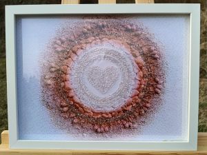 HOJNOST - MOTIV PŘÍRODY - reprodukce obrazu - tisk na kvalitní grafický papír velikosti 30x40cm, v bílém rámu s vyšším profilem, ručně doplněn diamantovými křišťály