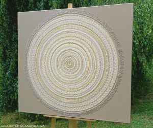 … KÁVIČKOVÁ MANDALA LATTÉ – PŘÁNÍ … - original, plátno 100x110cm, akryl s diamantovými křišťály
