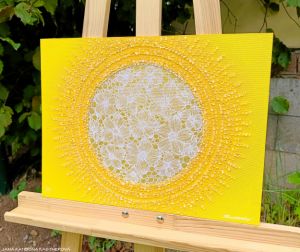 … SLUNCE – KRÁSNÝ ŽIVOT JE TVÝM POSLÁNÍM IV. … - original, sololit 30x40cm, akryl s diamantovými křišťály, nerámováno