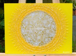 … SLUNCE – KRÁSNÝ ŽIVOT JE TVÝM POSLÁNÍM IV. … - original, sololit 30x40cm, akryl s diamantovými křišťály, nerámováno