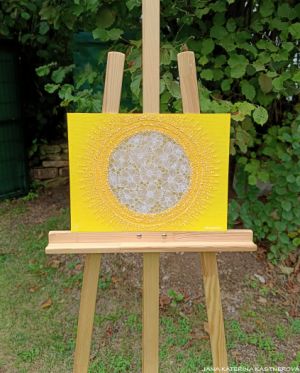 … SLUNCE – KRÁSNÝ ŽIVOT JE TVÝM POSLÁNÍM IV. … - original, sololit 30x40cm, akryl s diamantovými křišťály, nerámováno
