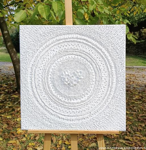 … KŘIŠŤÁLOVÉ SRDCE – BÍLÁ … - original, plátno 60x60cm, technika akryl s diamantovými křišťály různých velikostí