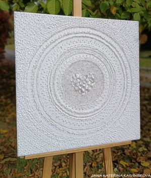 … KŘIŠŤÁLOVÉ SRDCE – BÍLÁ … - original, plátno 60x60cm, technika akryl s diamantovými křišťály různých velikostí